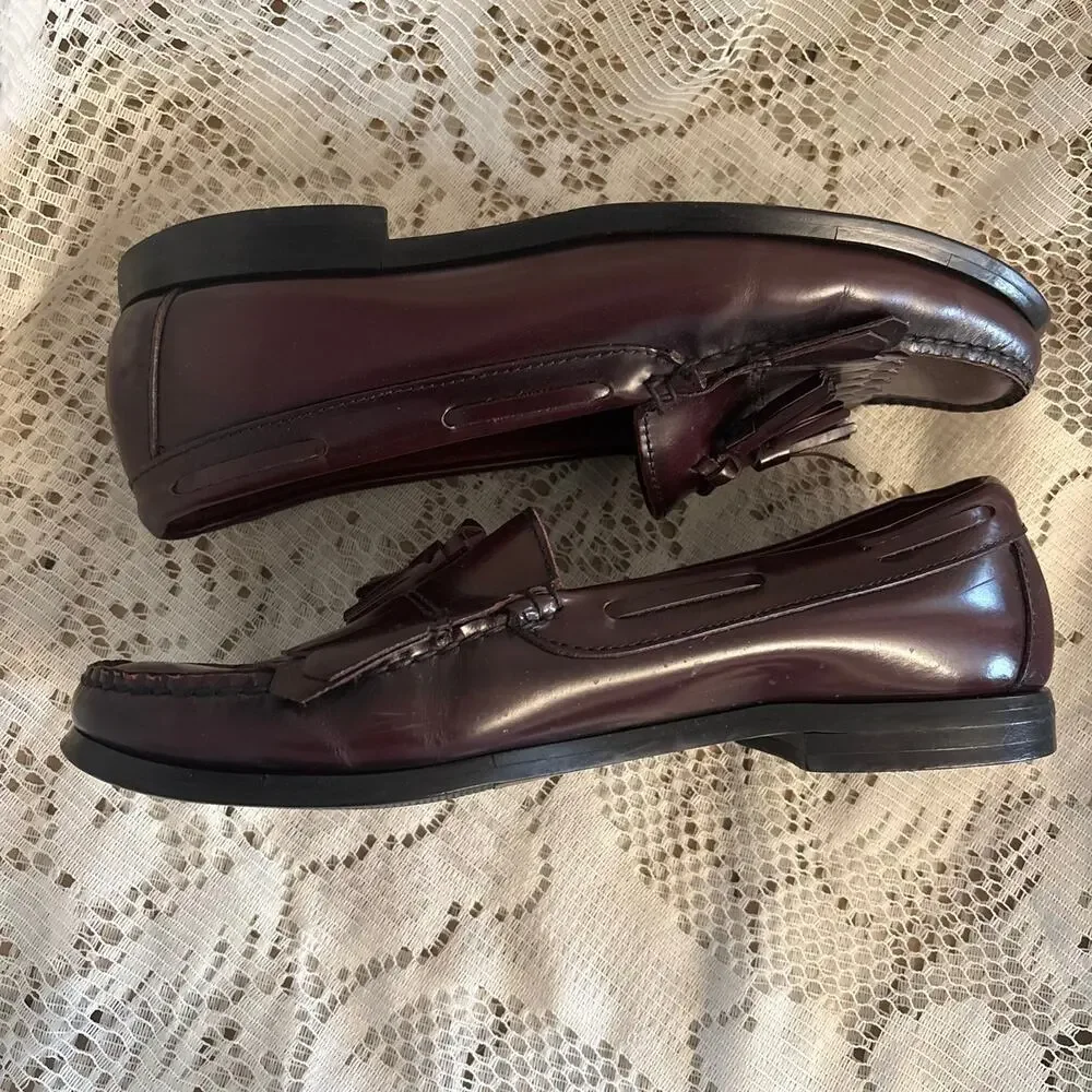 G.H. Bass & Co. Weejuns Men's US 9 Dark Burgundy Kiltie Tassel Loafer Shoes